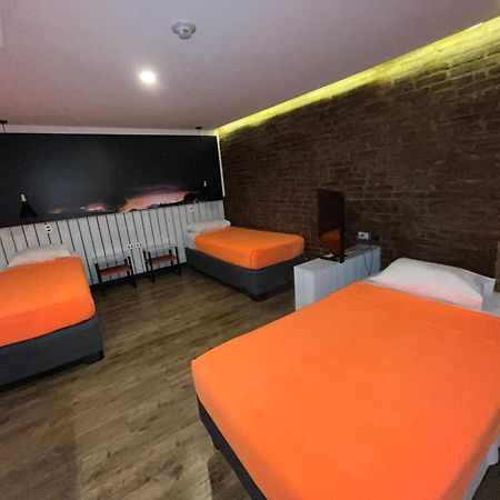 Hostal Boutique Black Cat 圣地亚哥 外观 照片