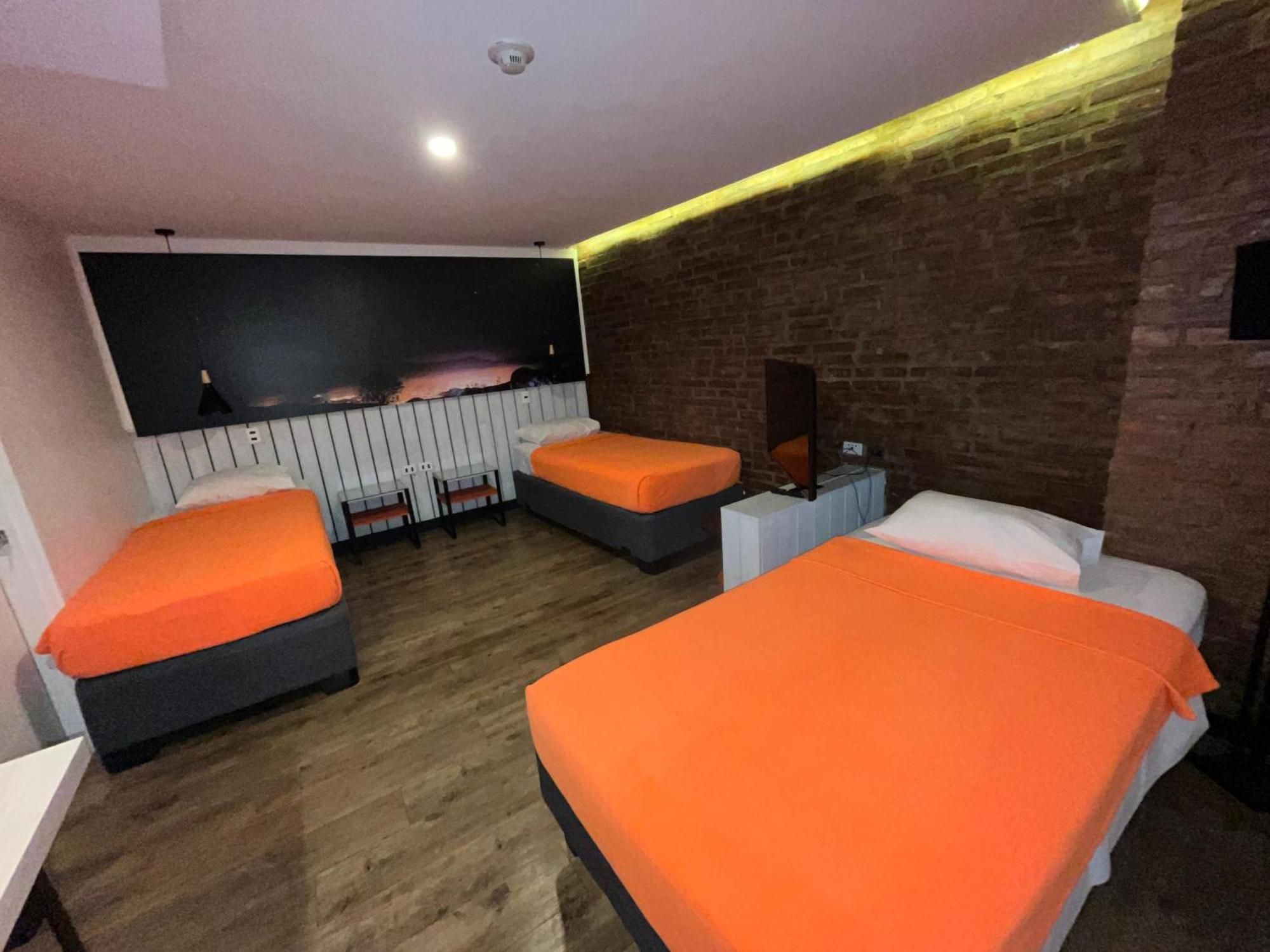 Hostal Boutique Black Cat 圣地亚哥 外观 照片